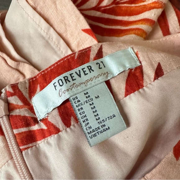 Forever 21 Linen Sahara Peach Palm High Waist Shorts - Picture 3 of 3